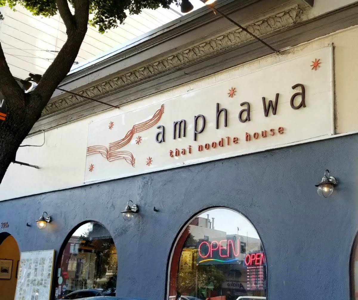 Amphawa Thai Noodle House